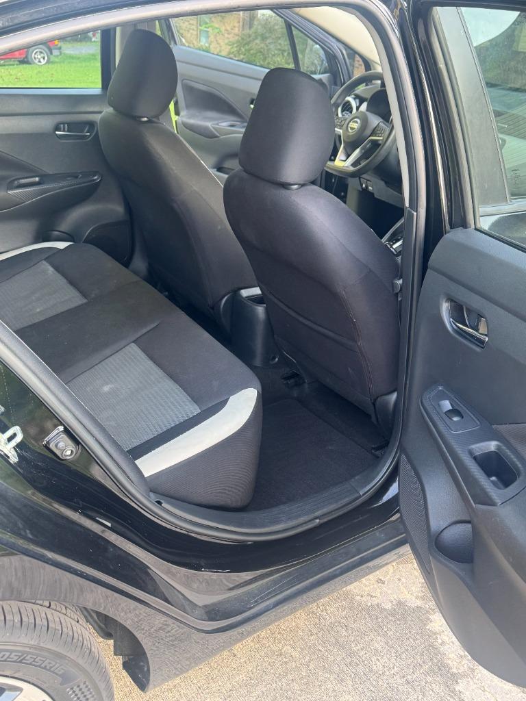 2022 Nissan Versa Sedan SV - Photo 6