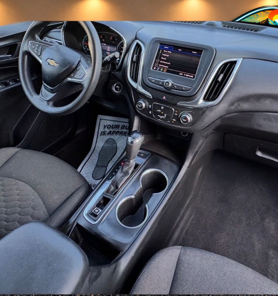 2021 Chevrolet Equinox LT - Photo 11