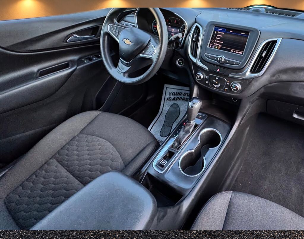 2021 Chevrolet Equinox LT - Photo 10